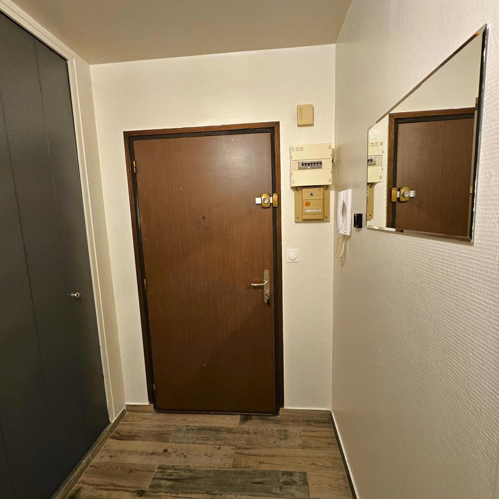 Cosy Confort Moderne Apartment *